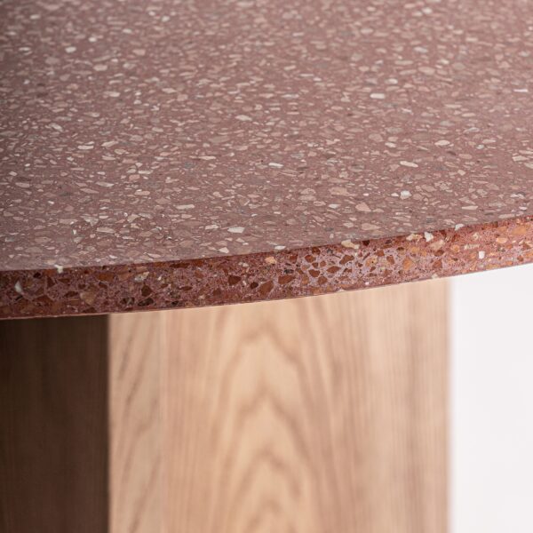 Masa dining rotunda rosu/natur din terrazzo si lemn 150Ø Alferce - imagine 3