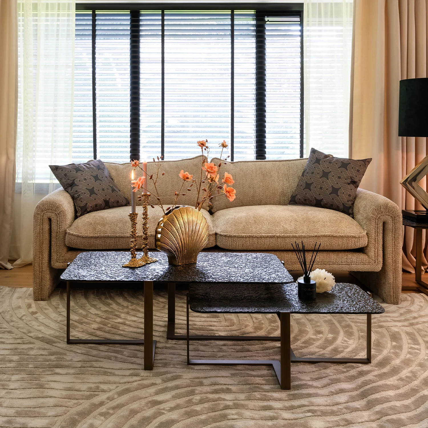 Set 2 mese de cafea negre/aurii din metal si sticla Sterling - imagine 2