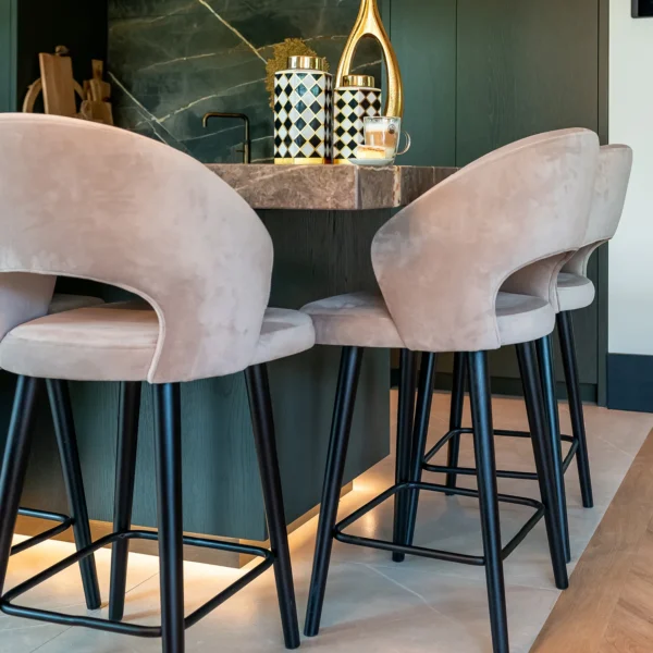 Scaun de bar bej din catifea Savoy S - imagine 2