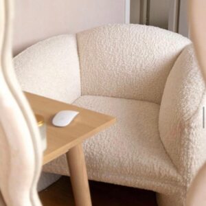 Fotoliu alb din tesatura boucle Nachii