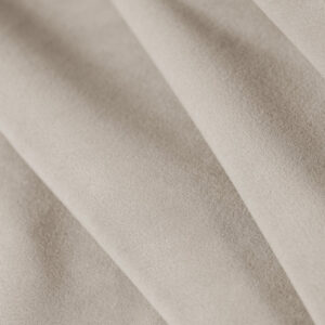 Canapea alb ecru din catifea Casino