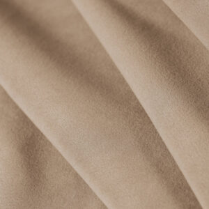 Canapea bej nisipiu din catifea Casino