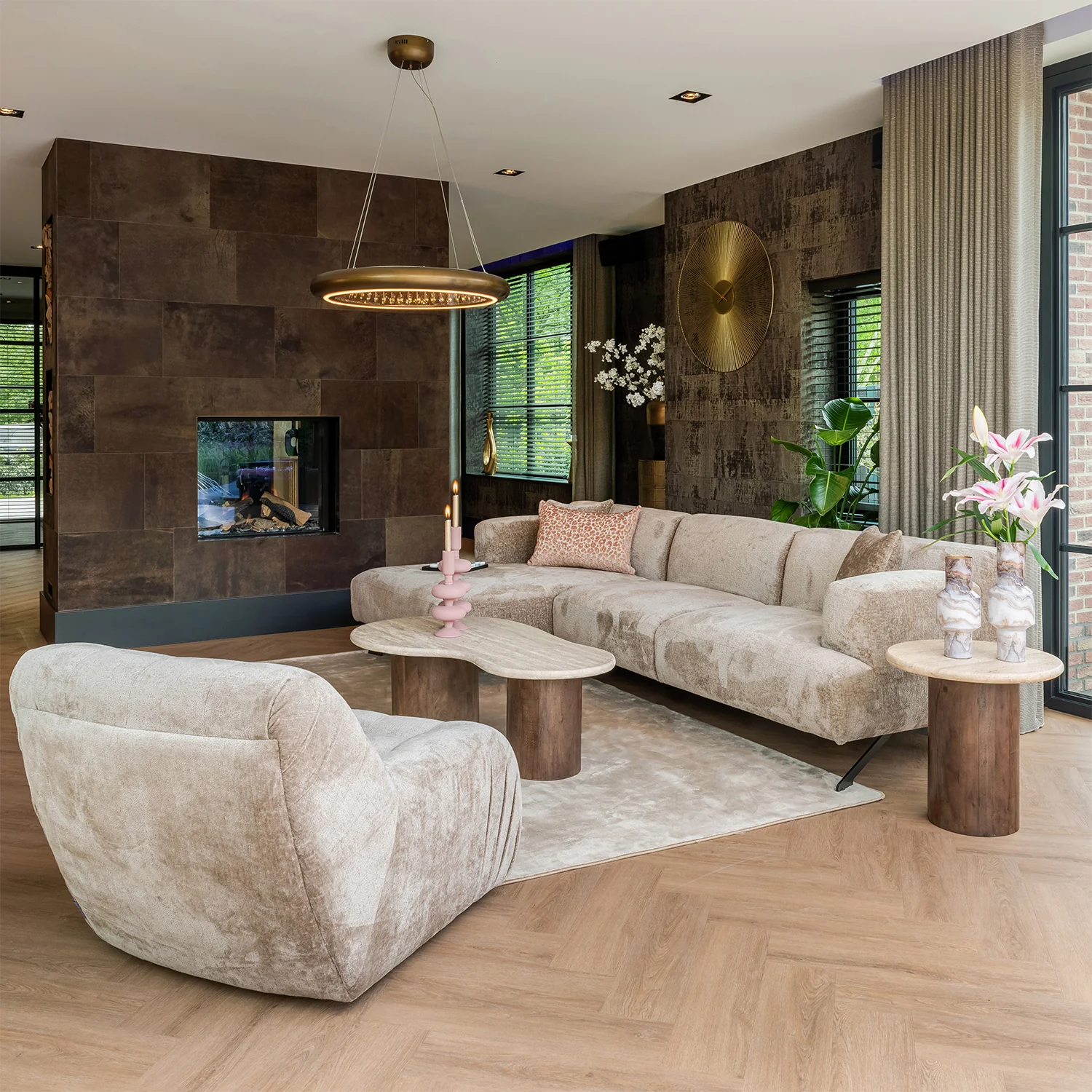 Coltar maro din tesatura chenille Donovan Right - imagine 7