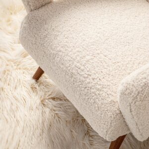 Fotoliu alb din tesatura boucle si lemn Berna